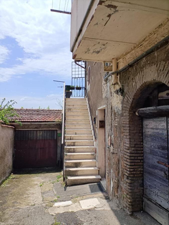 Nepi - Intero Alloggio Nel Centro Storico Luaran gambar